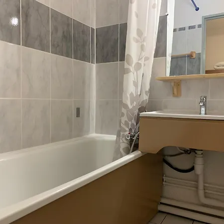 économique Pour 3 Pers Avec Balcon à Les Menuires, Reberty 1850 - Fr-1-452-391 *